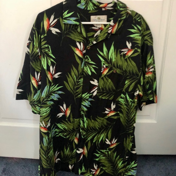 Island Shores Other - Island Shores Floral/Tropical Hawaiian Shirt